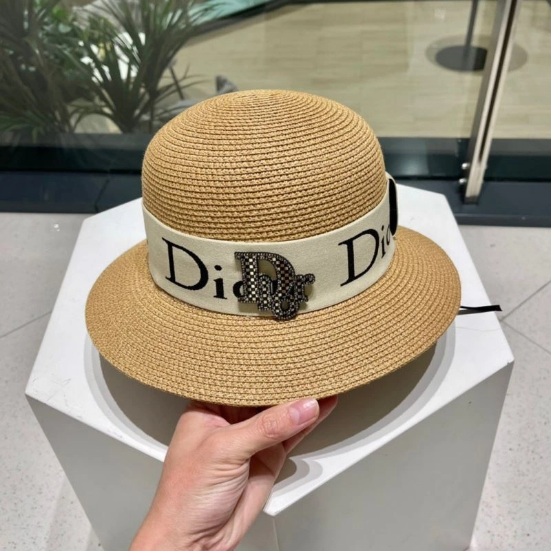 Christian Dior Caps Seasonal 262213