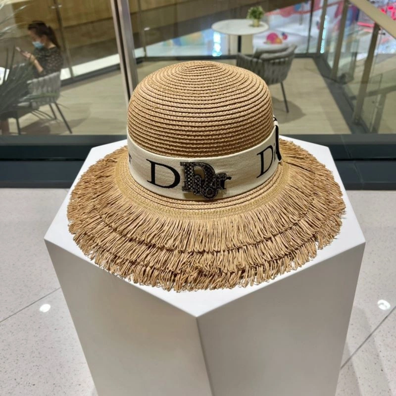 Christian Dior Caps Practical 262184