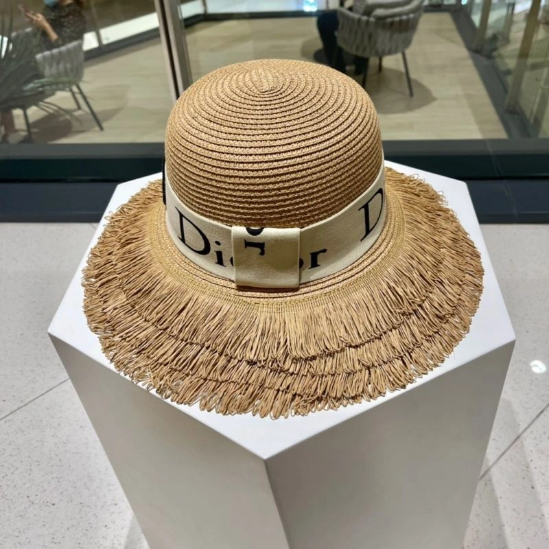Christian Dior Caps Practical 262184