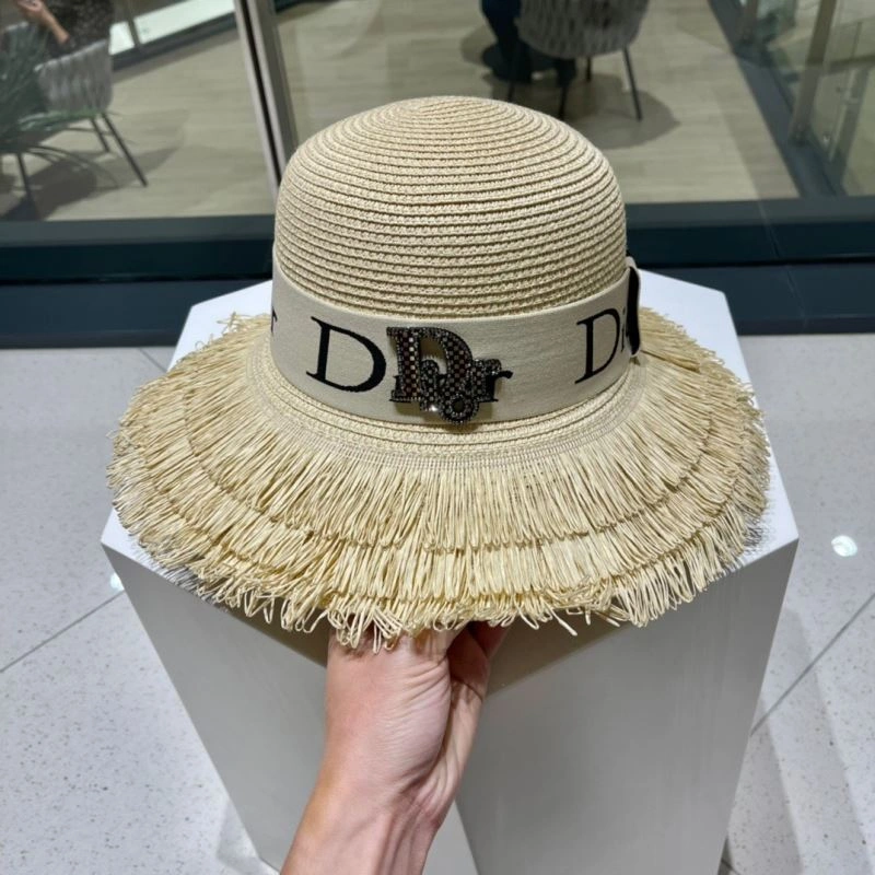 Effortless Christian Dior Caps 262159