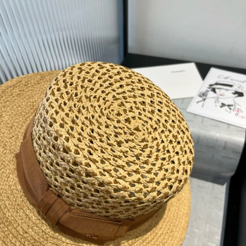 Christian Dior Caps Contemporary 262174