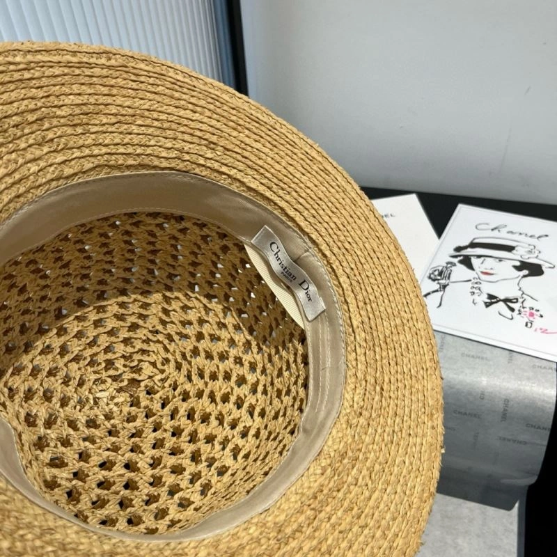 Christian Dior Caps Contemporary 262174