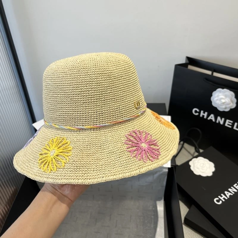 SoftTouch Christian Dior Caps 262170