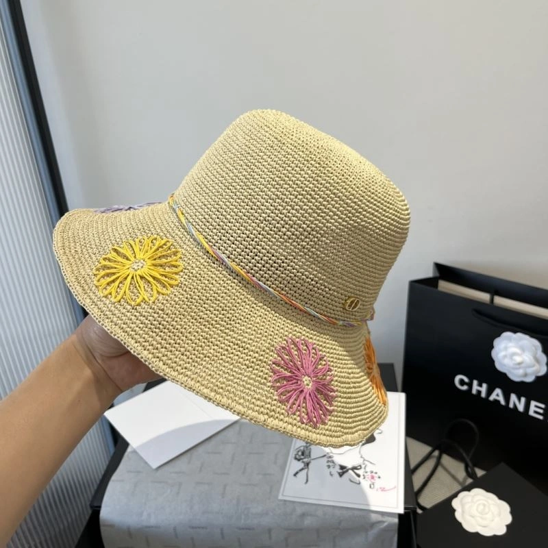 SoftTouch Christian Dior Caps 262170