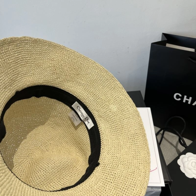 SoftTouch Christian Dior Caps 262170