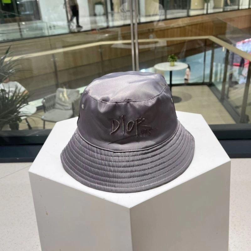 Casual Christian Dior Caps 262166
