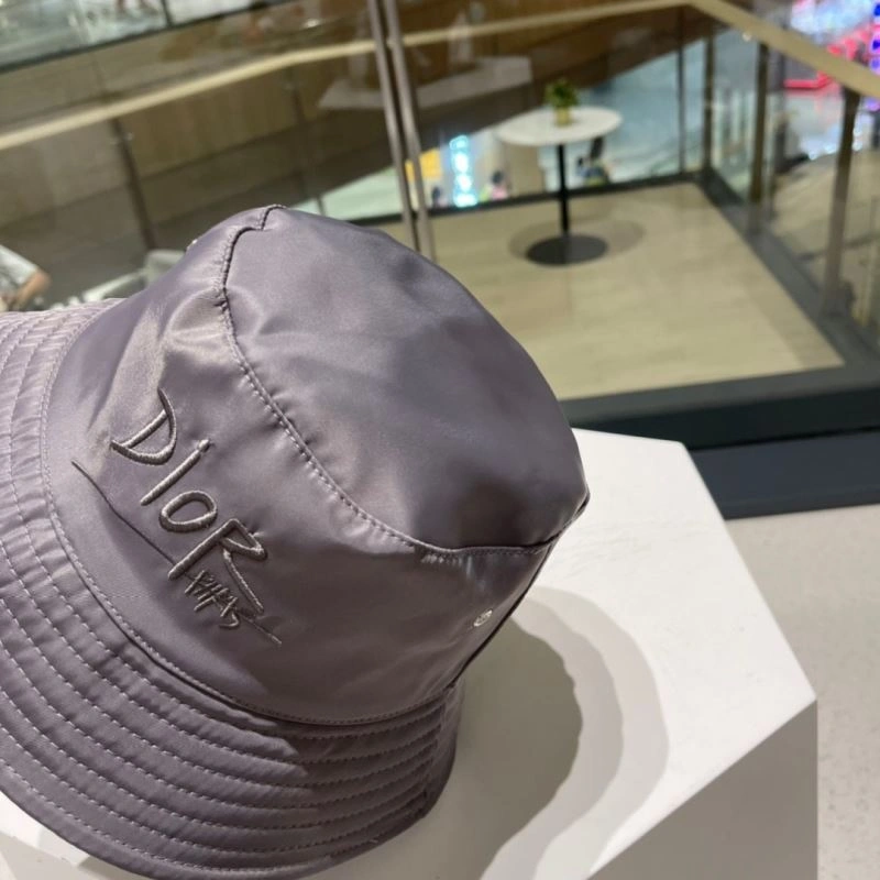 Casual Christian Dior Caps 262166