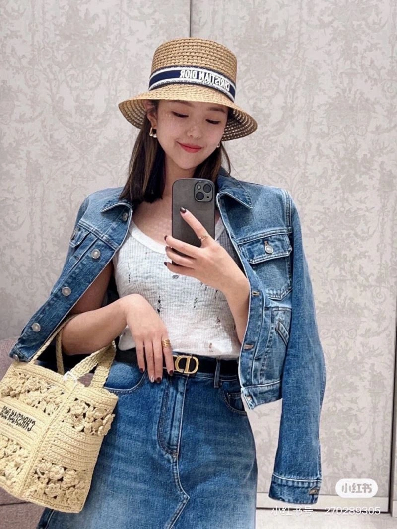 Christian Dior Caps Youthful 262171