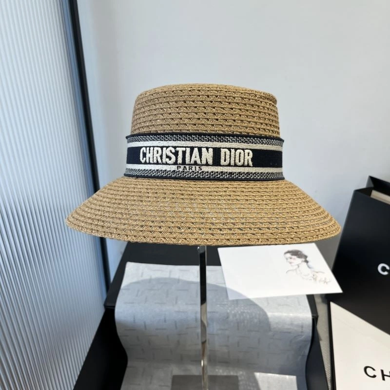 Christian Dior Caps Youthful 262171