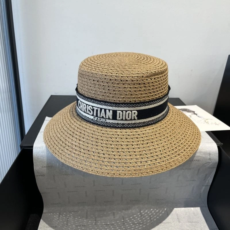 Christian Dior Caps Youthful 262171