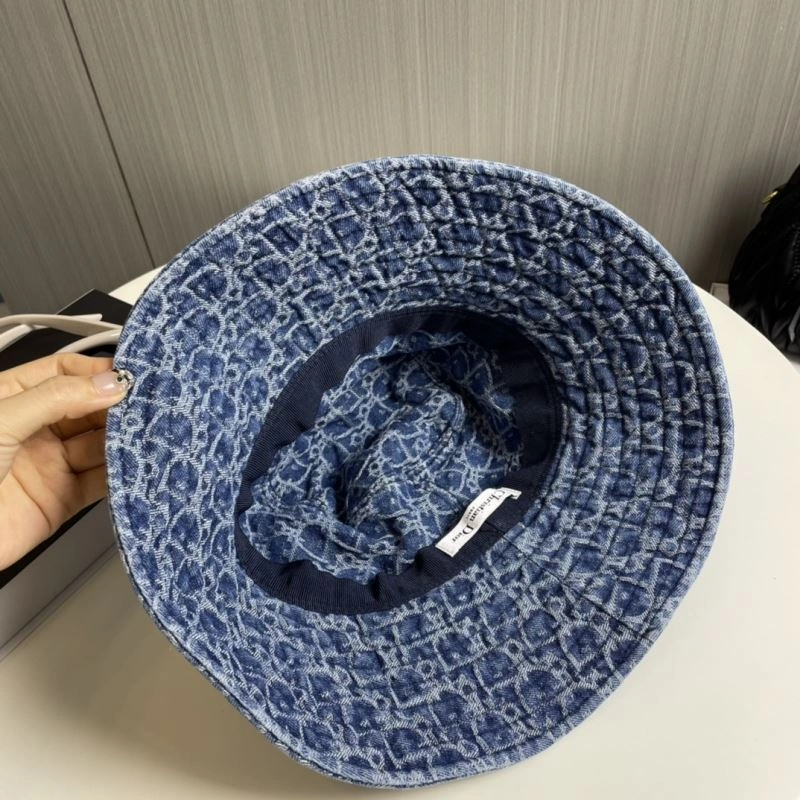 Christian Dior Caps Packable 262146