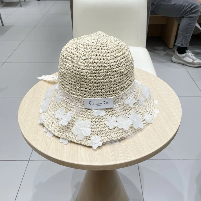Effortless Christian Dior Caps 262140