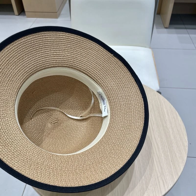 Christian Dior Caps Minimalist 262143