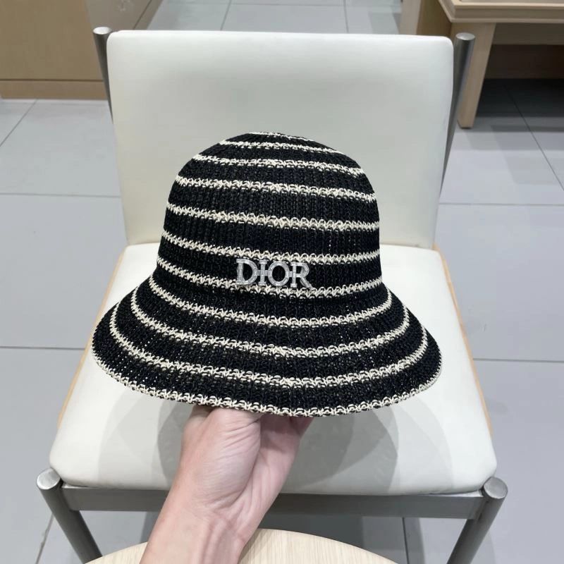 Christian Dior Caps WellDesigned 262135