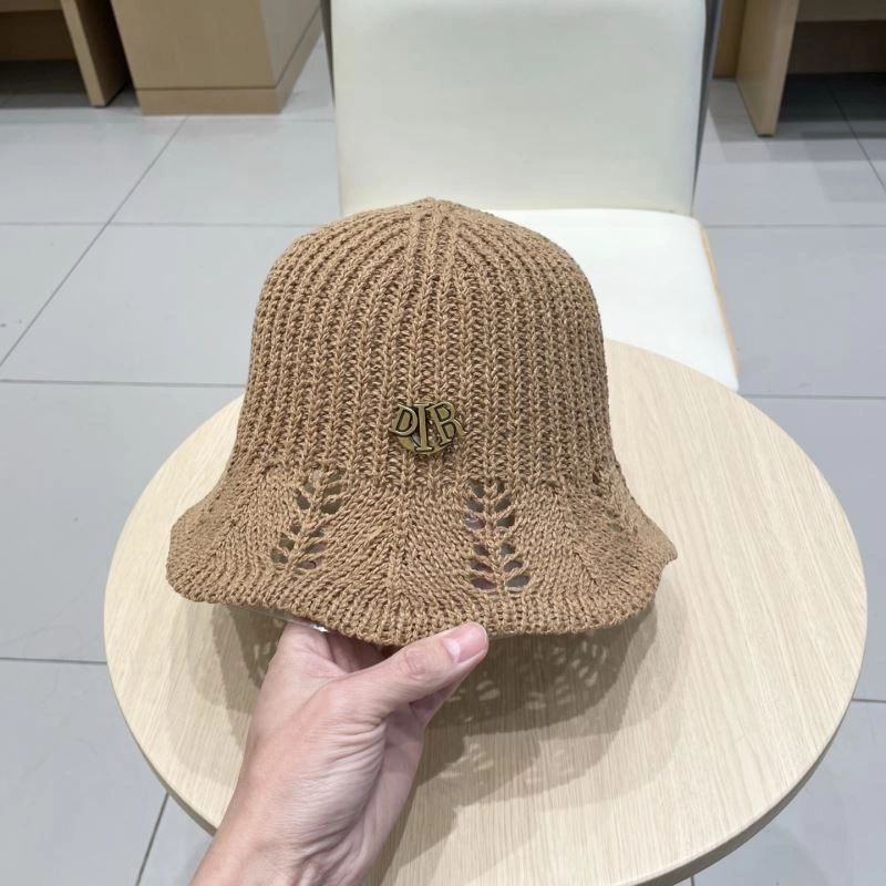 Christian Dior Caps Cozy 262125