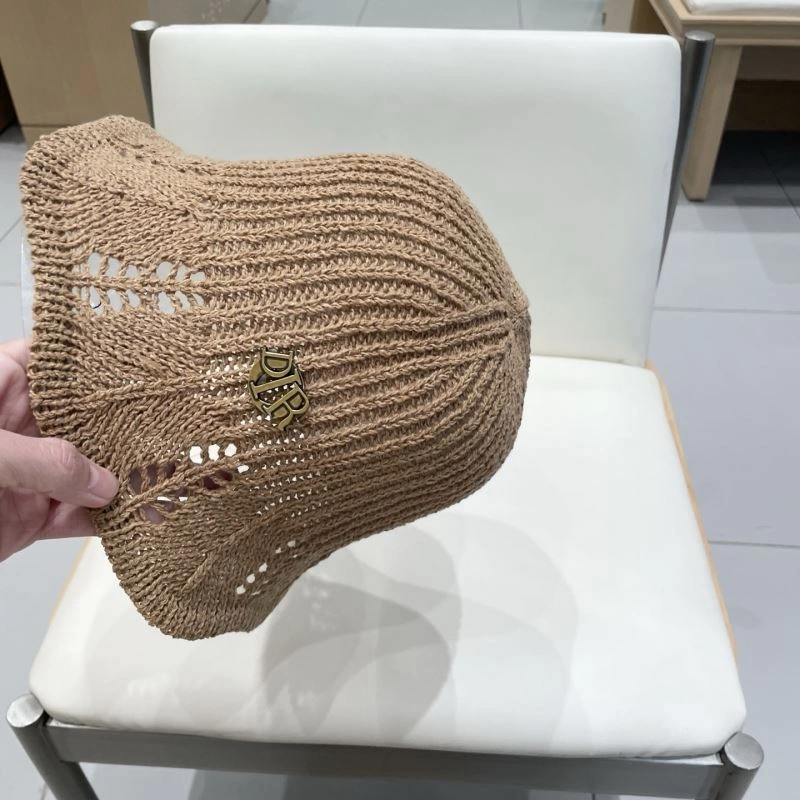 Christian Dior Caps Cozy 262125