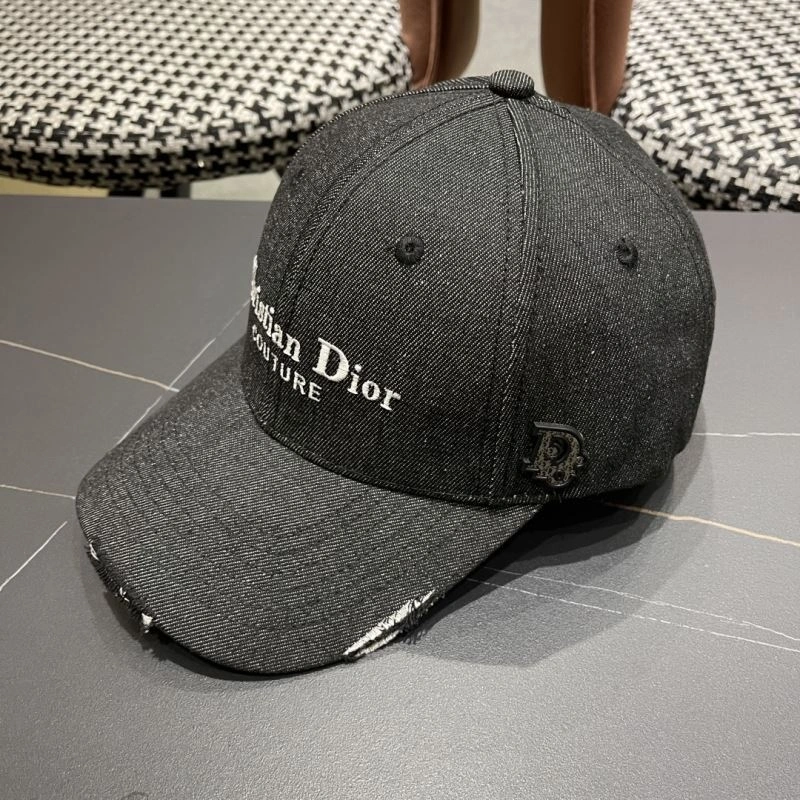 Christian Dior Caps Sustainable 262144