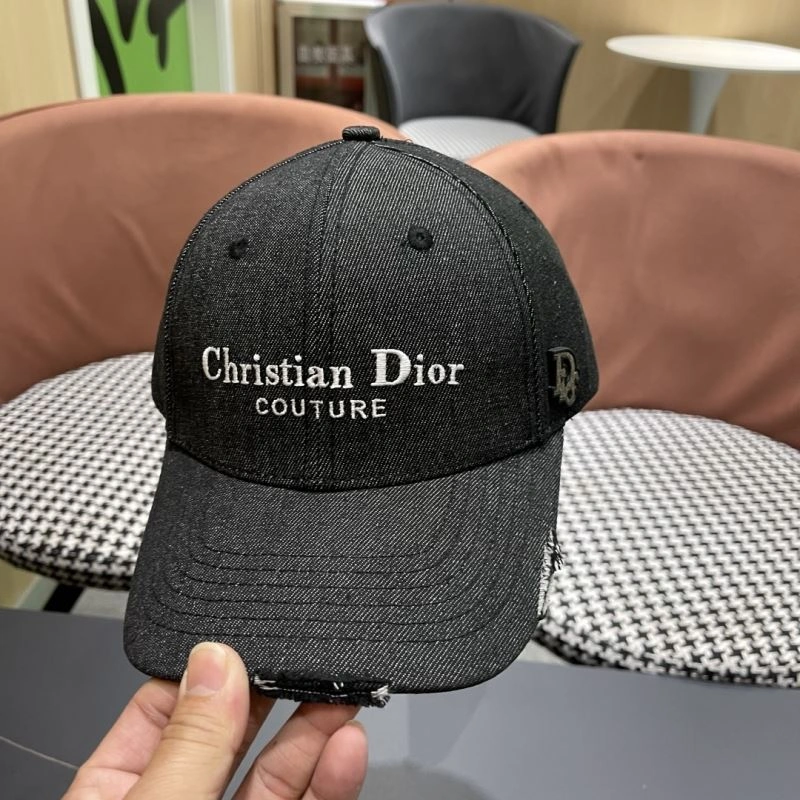 Christian Dior Caps Sustainable 262144