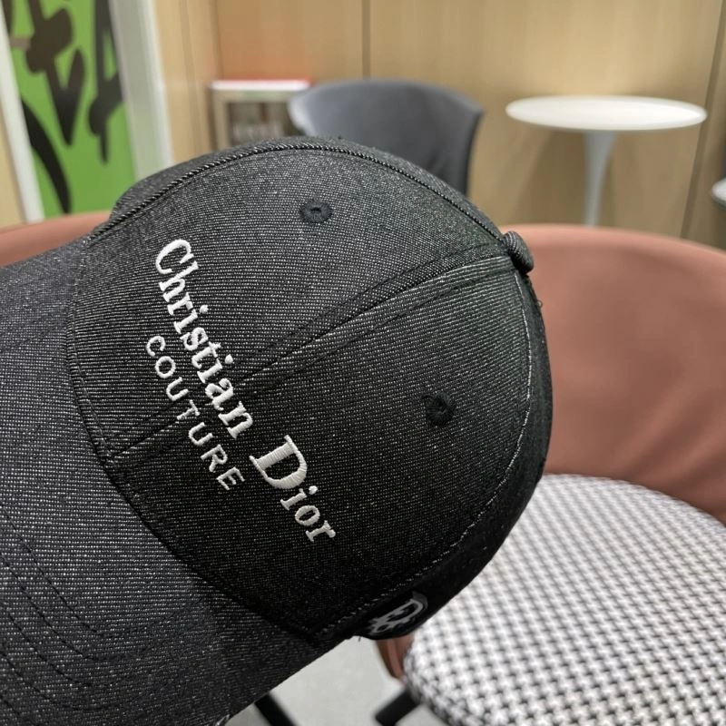Christian Dior Caps Sustainable 262144