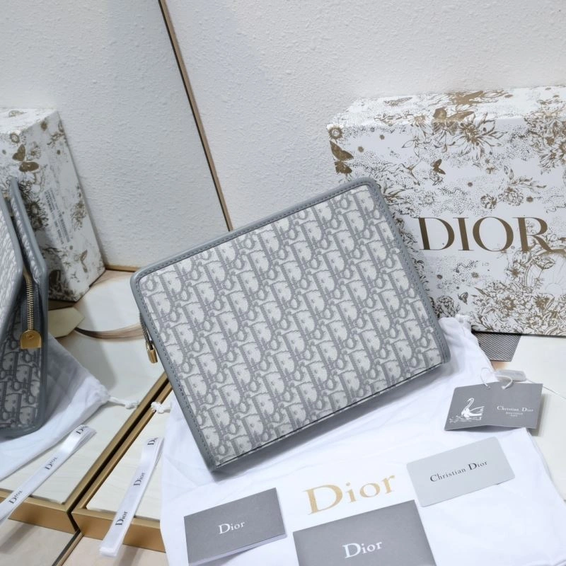 Vibrant Christian Dior Clutch Bags 87863