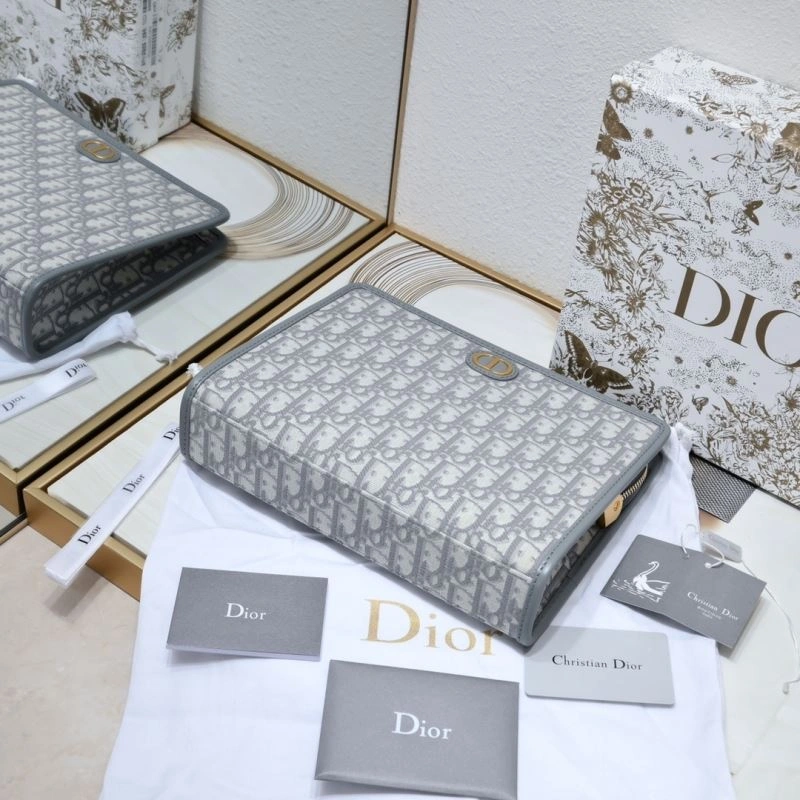Vibrant Christian Dior Clutch Bags 87863
