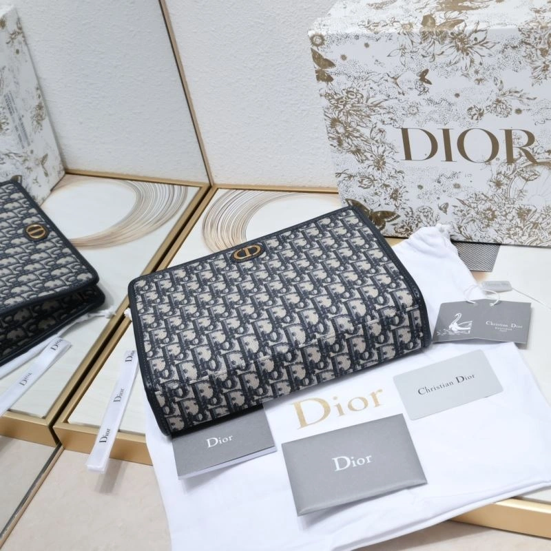Flexible Christian Dior Clutch Bags 87861
