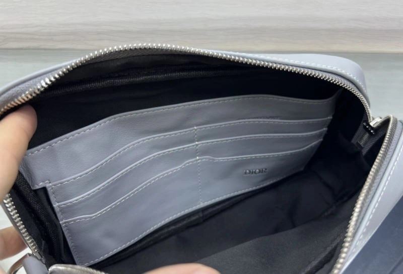Minimalist Christian Dior Clutch Bags 76117