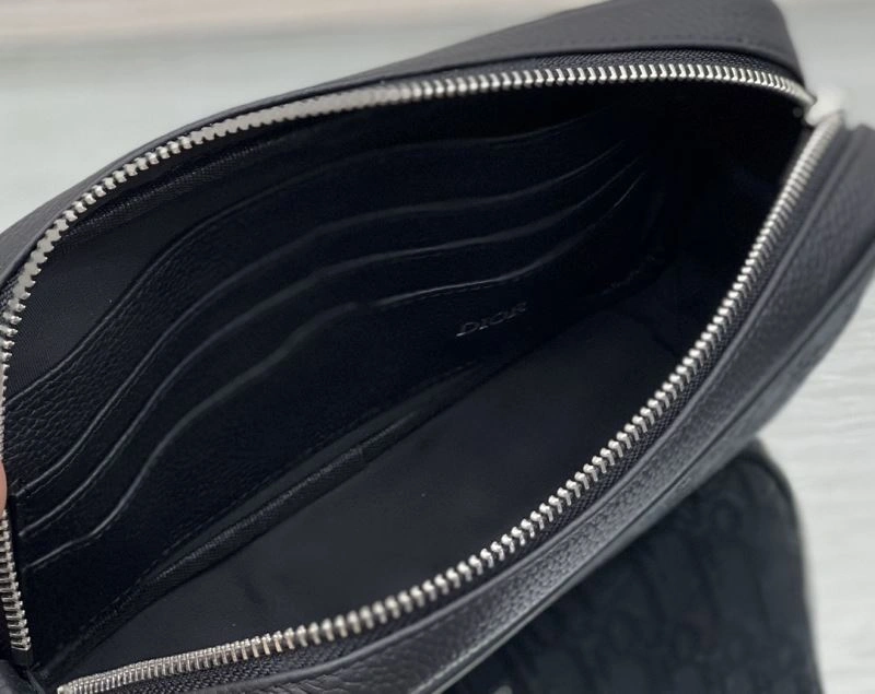 FashionForward Christian Dior Clutch Bags 76123