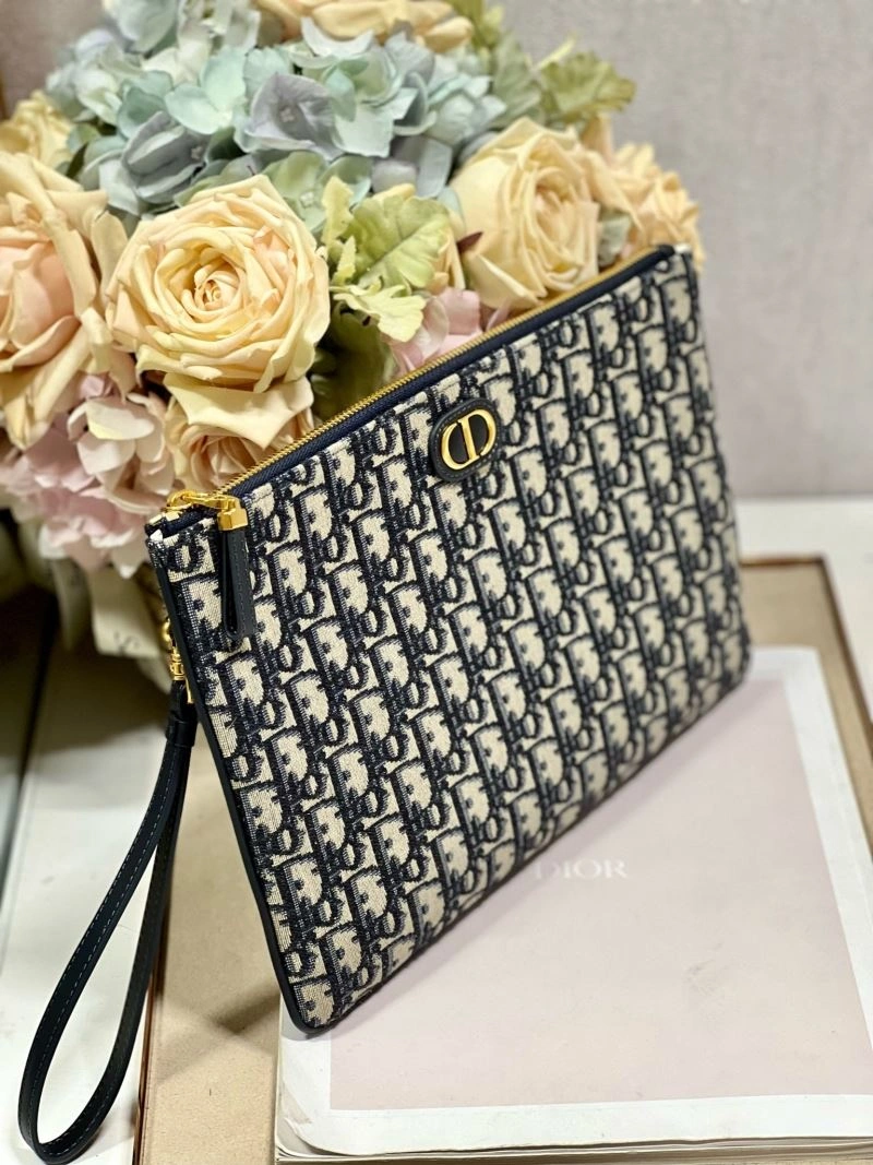 Functional Christian Dior Clutch Bags 76133