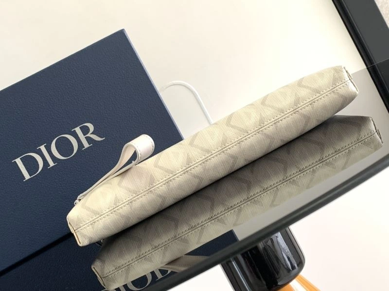 Packable Christian Dior Clutch Bags 74149