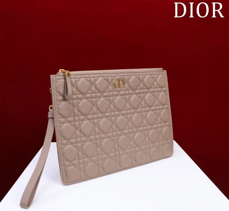 Sleek Christian Dior Clutch Bags 71223