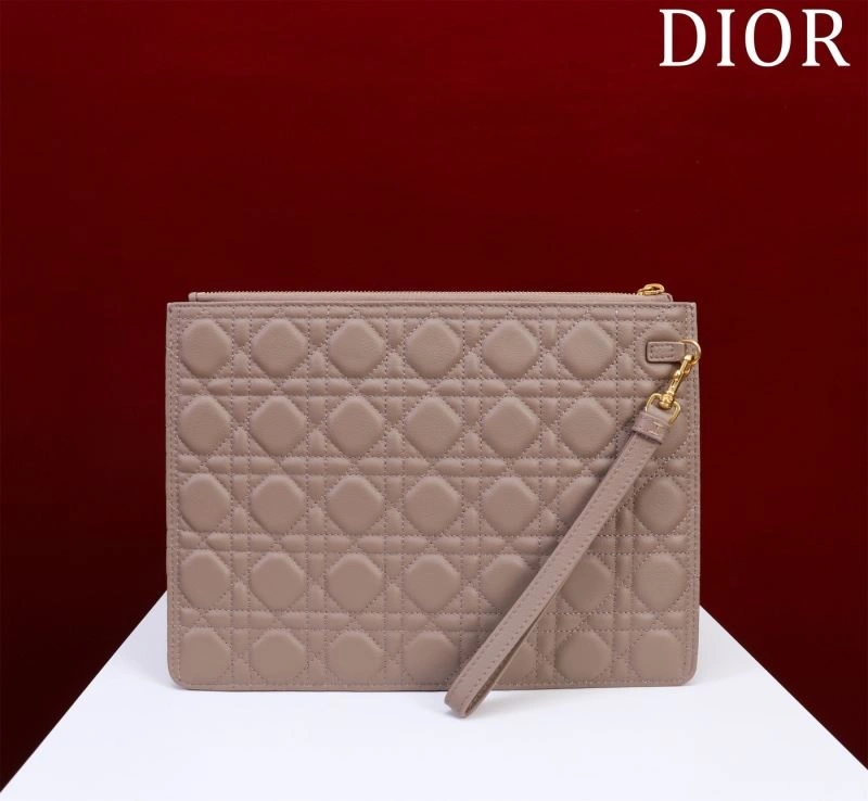 Sleek Christian Dior Clutch Bags 71223