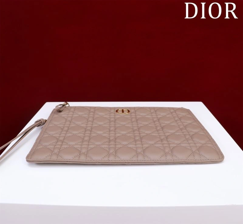 Sleek Christian Dior Clutch Bags 71223
