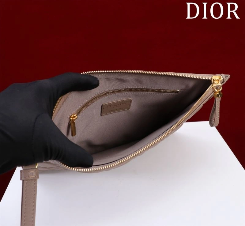 Sleek Christian Dior Clutch Bags 71223