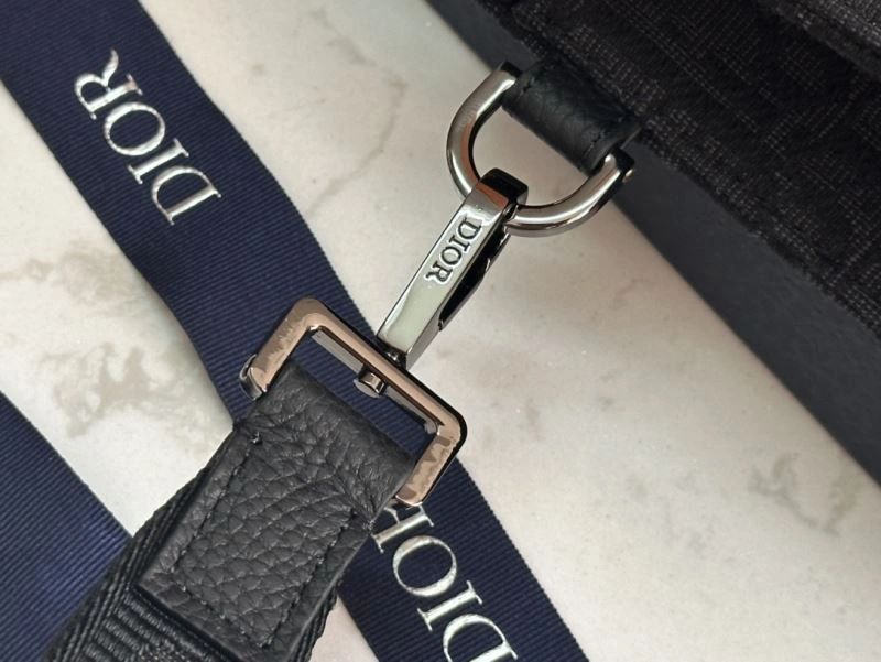 Unisex Christian Dior Clutch Bags 64091