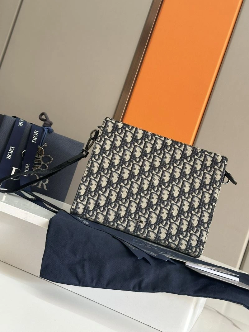 Stylish Christian Dior Clutch Bags 64087