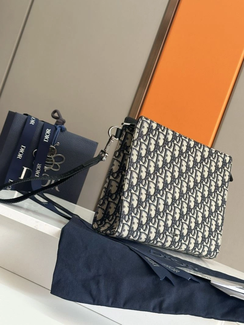 Stylish Christian Dior Clutch Bags 64087