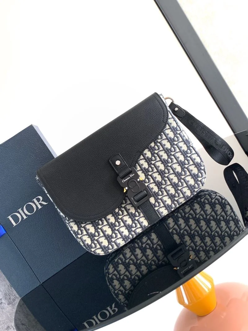 Christian Dior Clutch Bags Reliable 47626