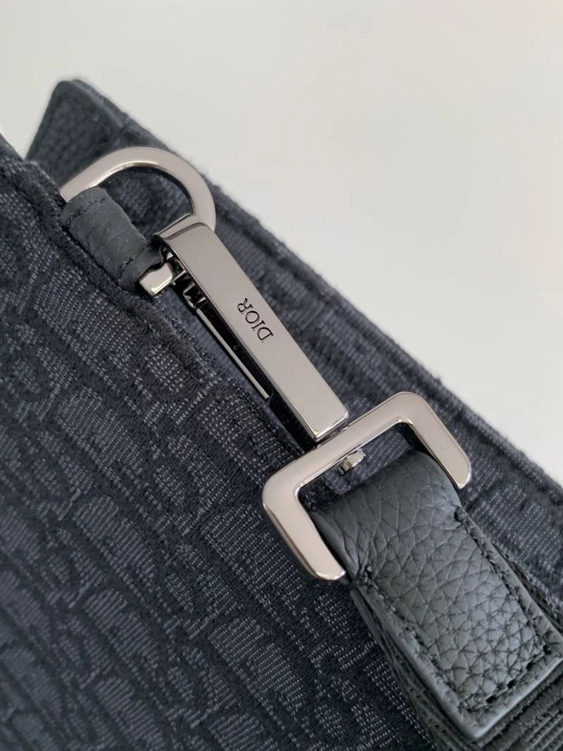 Durable Christian Dior Clutch Bags 47618