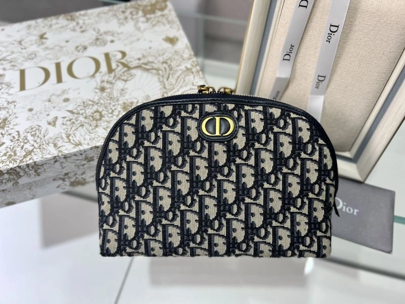 Stylish Christian Dior Clutch Bags 77137