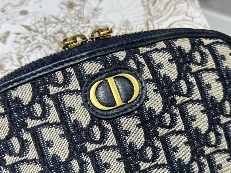Stylish Christian Dior Clutch Bags 77137