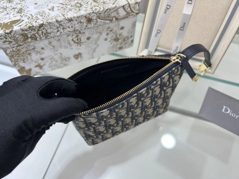 SunProtective Christian Dior Clutch Bags 77134