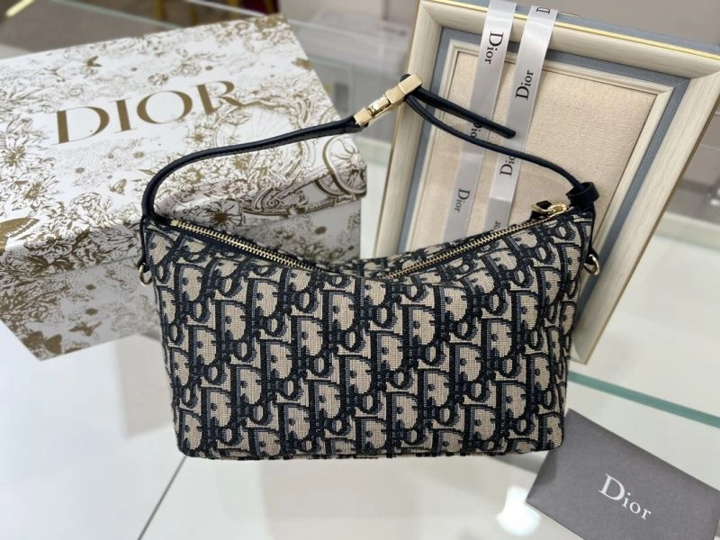 Thermal Christian Dior Clutch Bags 77130