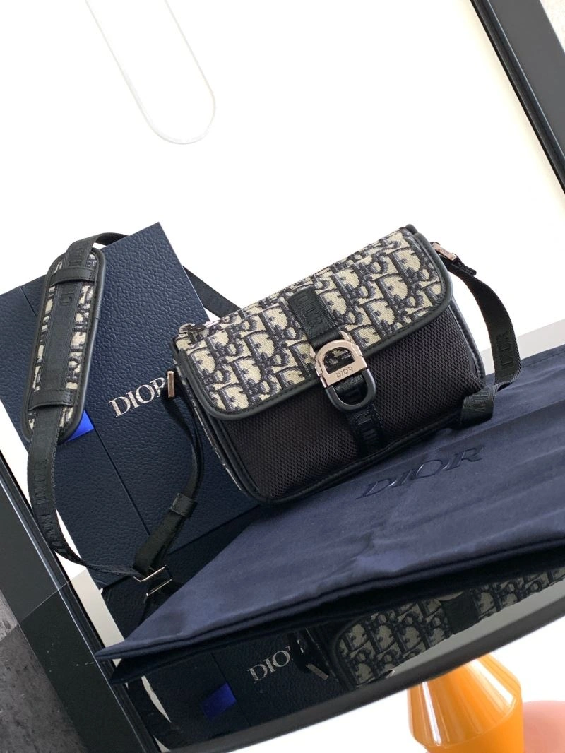 Christian Dior Clutch Bags Snug 76909