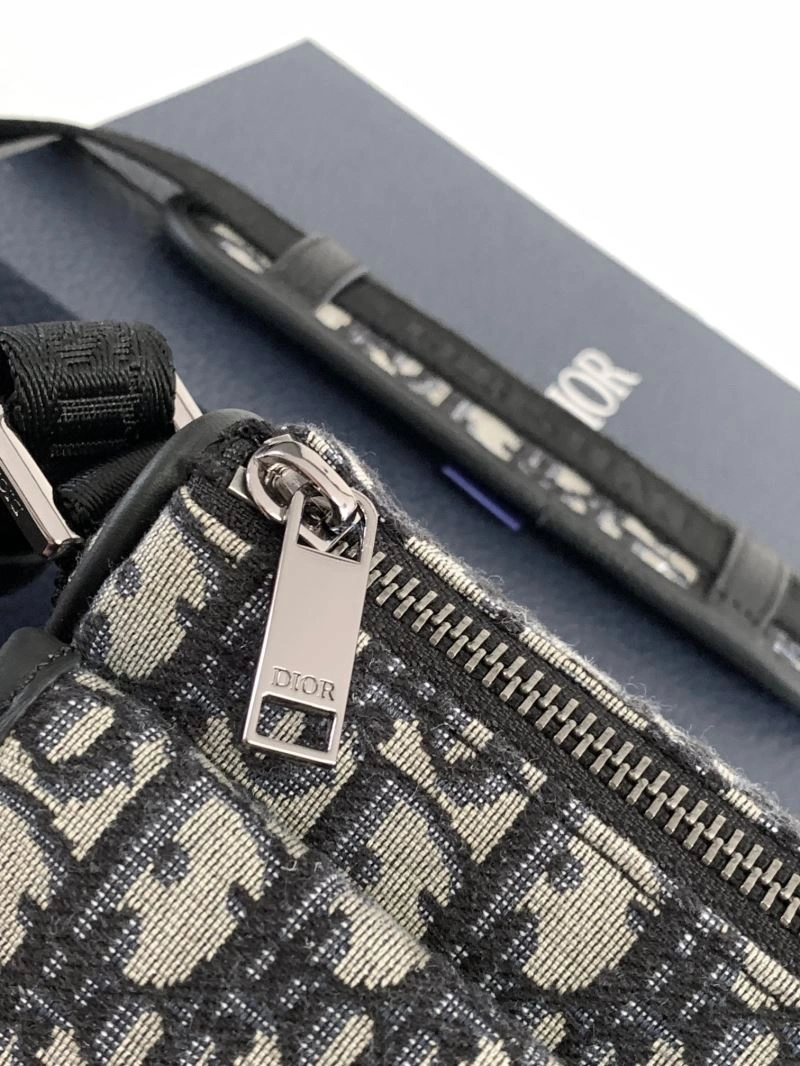Christian Dior Clutch Bags Snug 76909