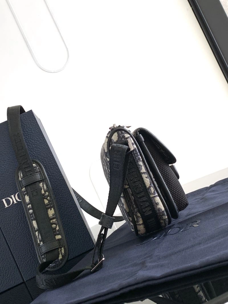 Christian Dior Clutch Bags Snug 76909