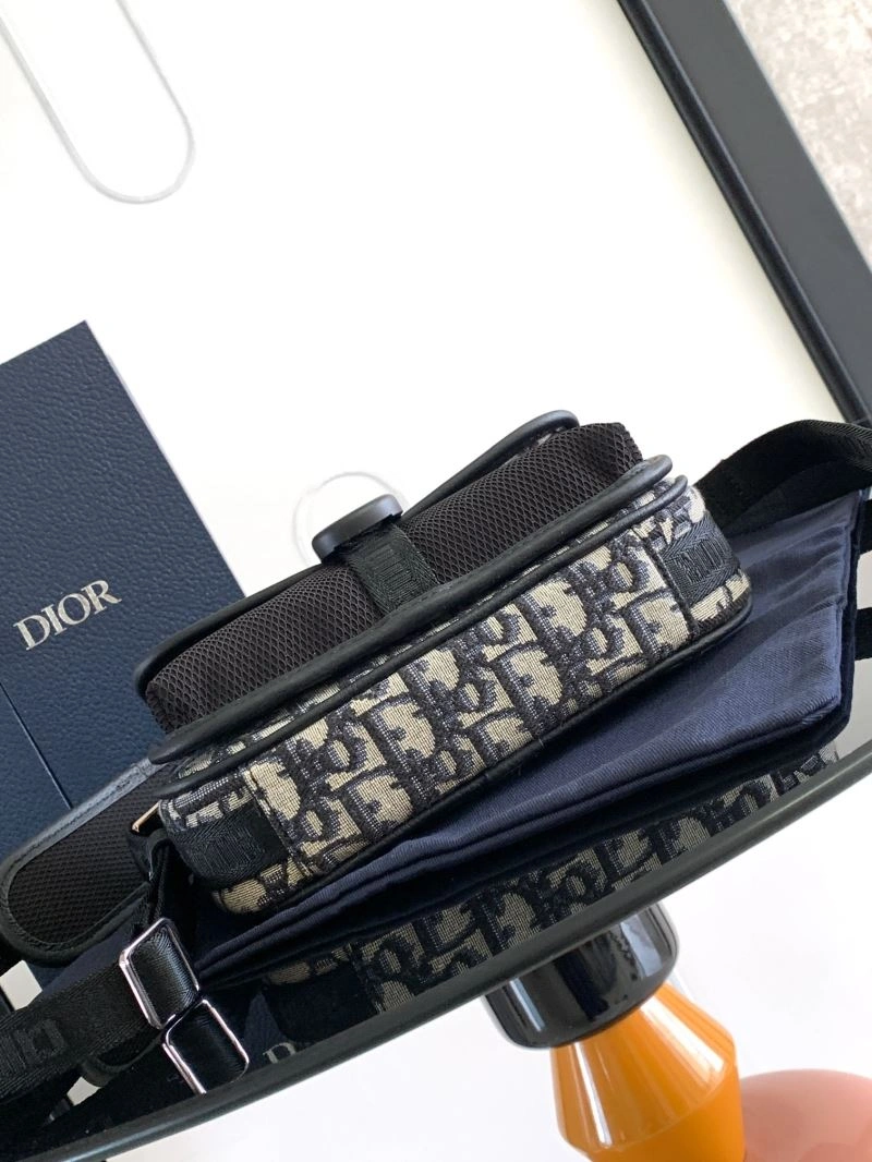 Christian Dior Clutch Bags Snug 76909