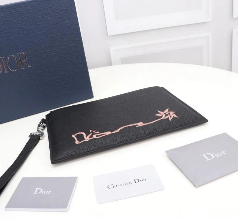 Stylish Christian Dior Clutch Bags 74281