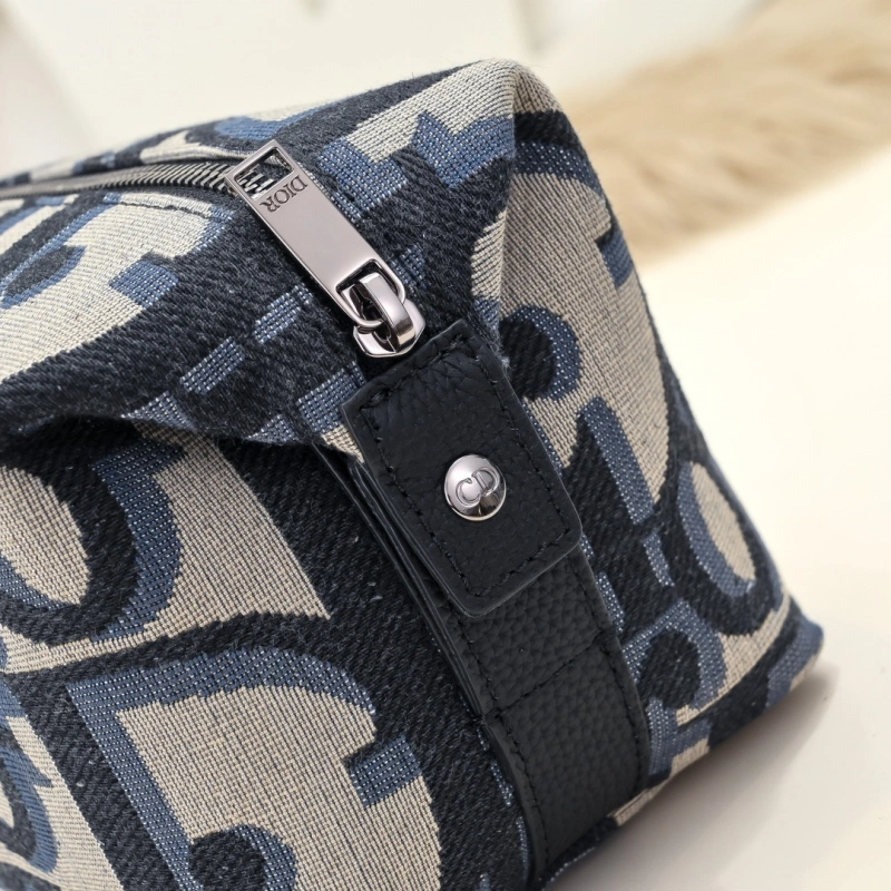 EyeCatching Christian Dior Clutch Bags 71408
