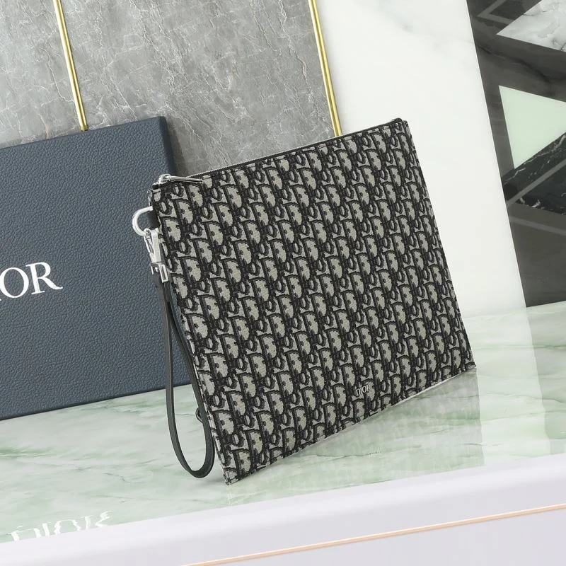 Vibrant Christian Dior Clutch Bags 46497